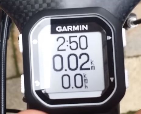 Deafult display Garmin Edge 25