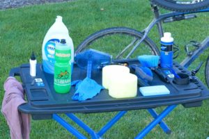 Perlengkapan khusus untuk mencuci sepeda