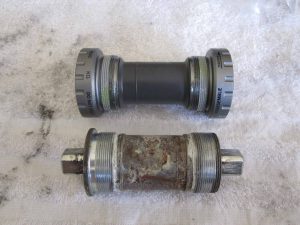 internal vs eksternal bottom bracket sepeda